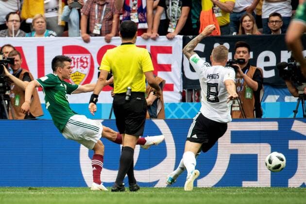 180617 Hirving Lozano of Mexico scores 0-1 during the FIFA World Cup WM Weltmeisterschaft Fussball group stage match between Germany and Mexico on June 17, 2018 in Moscow. Photo: Petter Arvidson BILDBYRAN kod PA 92069 Copyright: PETTERxARVIDSON BB180617PA058