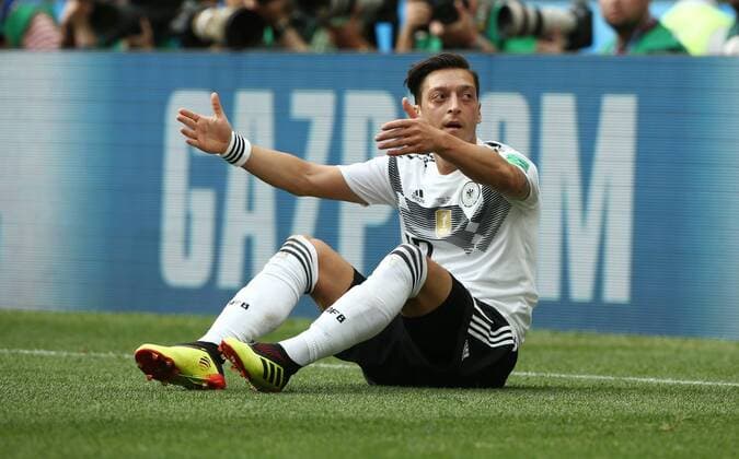Mesut Özil gestikulierend Fußball Fussball FIFA WM Weltmeisterschaft Russland Russia 2018 Saison 2017 2018 17.06.2018 BRDeutschland GER vs. Mexico MEX