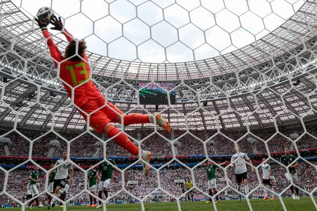 MOSCOW, RUSSIA - JUNE 17, 2018: Mexico s goalkeeper Guillermo Ochoa in action in the 2018 FIFA World Cup WM Weltmeisterschaft Fussball Group F football match against Germany at Luzhniki Stadium. Denis Tyrin TASS  TS084C7E