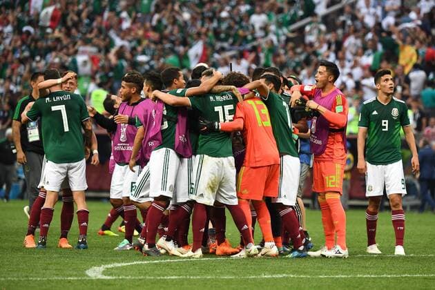 Fussball, Herren, Saison 2017 18, Weltmeisterschaft in Russland, Gruppe F (1. Spieltag, Luschniki-Stadion Moskau), Deutschland - Mexiko, Jubel nach dem Abpfiff bei der Mannschaft aus Mexiko, 17.06.2018, Copyright: xMatthiasxKochx