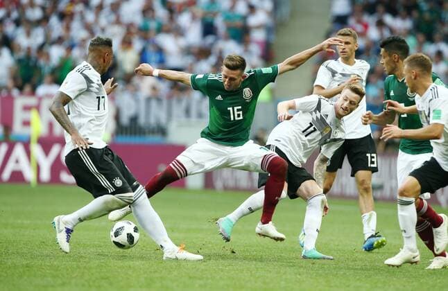 Jerome Boateng, Hector Herrera, Marco Reus, Thomas Müller Aktion Spielszene Zweikampf Fußball Fussball FIFA WM Weltmeisterschaft Russland Russia 2018 Saison 2017 2018 17.06.2018 BRDeutschland GER vs. Mexico MEX
