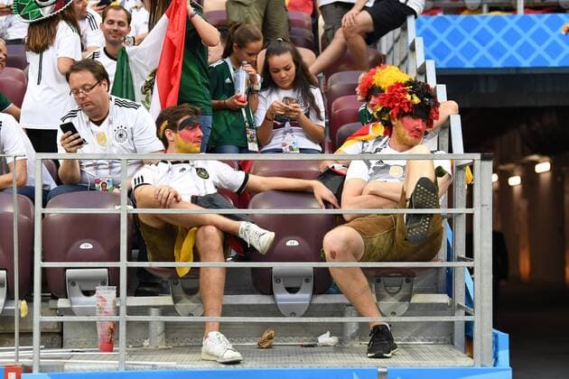 Bilder des Tages - SPORT Fussball, Herren, Saison 2017 18, Weltmeisterschaft in Russland, Gruppe F (1. Spieltag, Luschniki-Stadion Moskau), Deutschland - Mexiko, Freude und Enttäuschung nach Abpfiff bei den Fans aus Mexiko und Deutschland, 17.06.2018, Copyright: xMatthiasxKochx