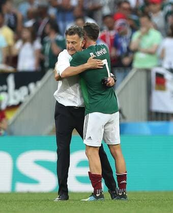 Football - 2018 FIFA World Cup WM Weltmeisterschaft Fussball - Group F: Germany vs. Mexico Mexico coach Juan Carlos Osorio reacts at full time at Luzhniki Stadium, Moscow. COLORSPORT IAN MACNICOL 