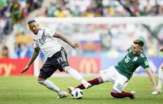 Moskau, 17.06.2018 Jerome Boateng (Deutschland), Hector Herrera (Mexiko) Deutschland - Mexiko