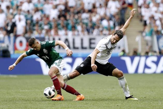 HUMMELS Mats Team Deutschland mit HERNANDEZ Spiel Gruppe F Deutschland - Mexico im Luzhniki Stadion in Moskau am 17.Juni 2018