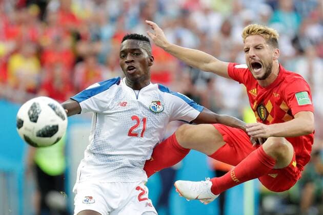 Bilder des Tages - SPORT WM 2018, Belgien - Panama Panamanian forward Jose Luis Rodriguez (L) and Belgian forward Dries Mertens during the FIFA World Cup WM Weltmeisterschaft Fussball 2018 Group G soccer match between Belgium and Panama, in Sochi, Russia, 18 June 2018. BELGIUM VS. PANAMA !ACHTUNG: NUR REDAKTIONELLE NUTZUNG!  Copyright: xSebastiaoxMoreirax FWC13-39 20180618-636649394141048281