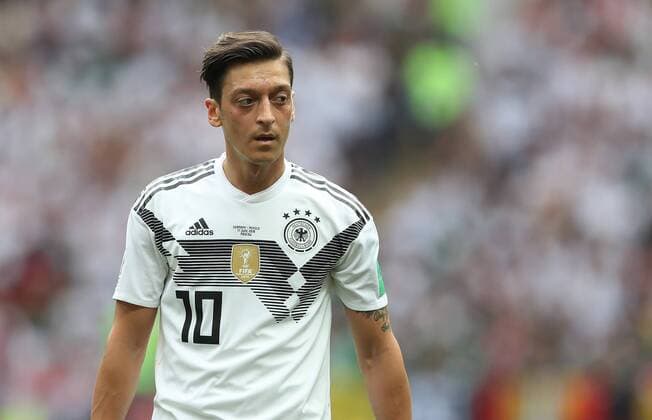 Football - 2018 FIFA World Cup WM Weltmeisterschaft Fussball - Group F: Germany vs. Mexico Mesut Ozil of Germany looks on at Luzhniki Stadium, Moscow. COLORSPORT IAN MACNICOL 