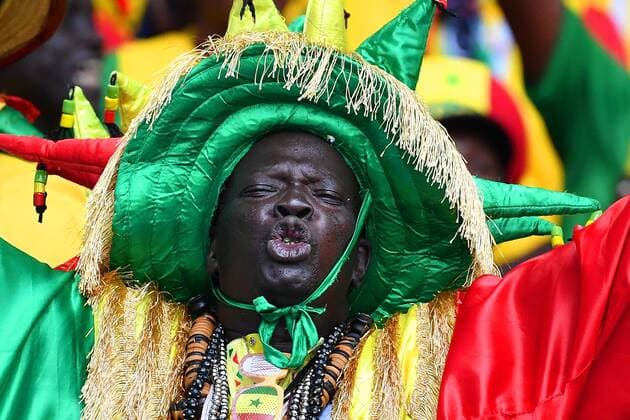 Fan,Fussballfan aus Senegal, Jubel,Freude,Begeisterung, Polen (POL)-Senegal (SEN) 1-2, Vorrunde, Gruppe H, Spiel 15, am 19.06.2018 in Moskau,Spartak Stadion Fussball Weltmeisterschaft 2018 in Russland vom 14.06. - 15.07.2018. *** Fan Football fan from Senegal Cheers Joy Enthusiasm Poland POL Senegal SEN 1 2 Preliminary Group H game 15 at 19 06 2018 in Moscow Spartak Stadium Football World Cup 2018 in Russia from 14 06 15 07 2018