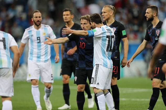Luka Modric (CRO), Lionel Messi (ARG), JUNE 21, 2018 - Football Soccer : FIFA World Cup WM Weltmeisterschaft Fussball Russia 2018 Group D match between Argentina 0-3 Croatia at Nizhny Novgorod Stadium in Nizhny Novgorod, Russia. Noxthirdxpartyxsales  (80634919)