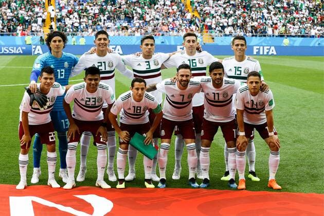 WM 2018, SÃ¼dkorea - Mexiko ROSTOV-ON-DON, RUSSIA â€“ JUJNE 23, 2018: Mexico s Hirving Lozano, Jesus Gallardo, Andres Guardado, Miguel Layun, Carlos Vela, Javier Hernandez (L-R 1st row), goalkeeper Guillermo Ochoa, Edson Alvarez, Carlos Salcedo, Hector Herrera, and Hector Moreno (L-R 2nd row) pose for a group photo ahead of their 2018 FIFA World Cup WM Weltmeisterschaft Fussball Group F football match against South Korea at Rostov Arena Stadium. Valery Matytsin TASS  TS085E7D