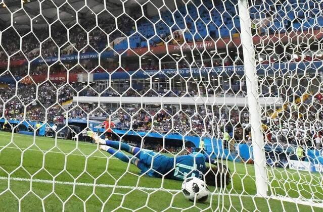WM 2018, Südkorea - Mexiko (180623) -- ROSTOV-ON-DON, June 23, 2018 -- Son Heungmin of South Korea scores a goal during the 2018 FIFA World Cup WM Weltmeisterschaft Fussball Group F match between South Korea and Mexico in Rostov-on-Don, Russia, June 23, 2018. Mexico won 2-1. ) (SP)RUSSIA-ROSTOV-ON-DON-2018 WORLD CUP-GROUP F-SOUTH KOREA VS MEXICO ChenxYichen 