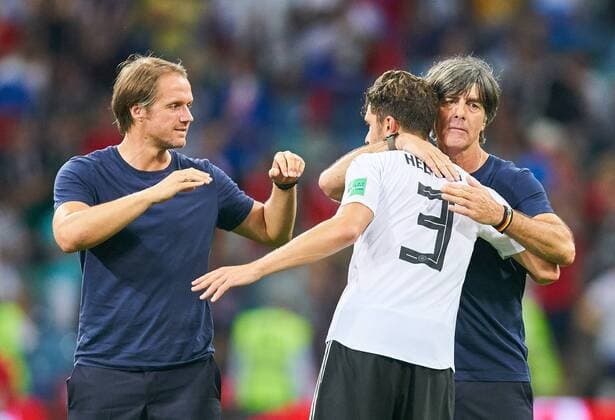 Germany - Sweden, Soccer, Sochi, June 23, 2018 DFB headcoach Joachim Jogi LOEW, LÖW,Thomas SCHNEIDER, DFB Assistent coach, Jonas HECTOR, DFB 3 , celebrate after the victory GERMANY - SWEDEN 2-1 FIFA World Cup WM Weltmeisterschaft Fussball 2018 RUSSIA, Group F, Season 2018 2019, June 23, 2018 Fisht Olympic Stadium in Sotchi, Russia. Photo: MAGICS Peter Schatz
