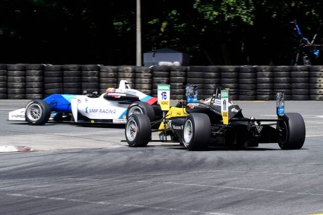 Sacha Fenestraz (FRA) (Carlin - Dallara F317-Volkswagen) bei der FIA Formel 3 Europameisterschaft im Rahmen der DTM auf dem Norisring. Copyright Thomas Pakusch