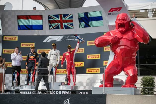 vl. Max Verstappen (Red Bull Racing), Lewis Hamilton (Mercedes AMG Petronas Formula One Team) und Kimi Raikkoenen (Scuderia Ferrari) bei der Siegerehrung Grosser Preis von Frankreich 2018, Rennen, Motorsport, Formel 1, 24.06.2018 Le Castellet Copyright: xEibner-Pressefoto Illmannx EP_eer
