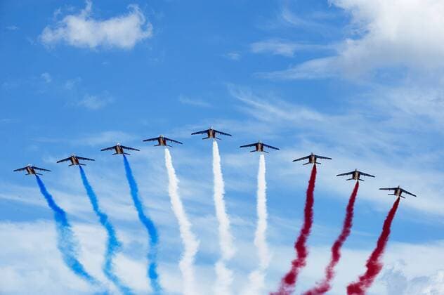 24th June 2018, Circuit Paul Ricard, Le Castellet, France; French Formula One Grand Prix, race day; the patroille de France flyover during the Grand Prix of France  ActionPlus12040432 PabloxGuillen
