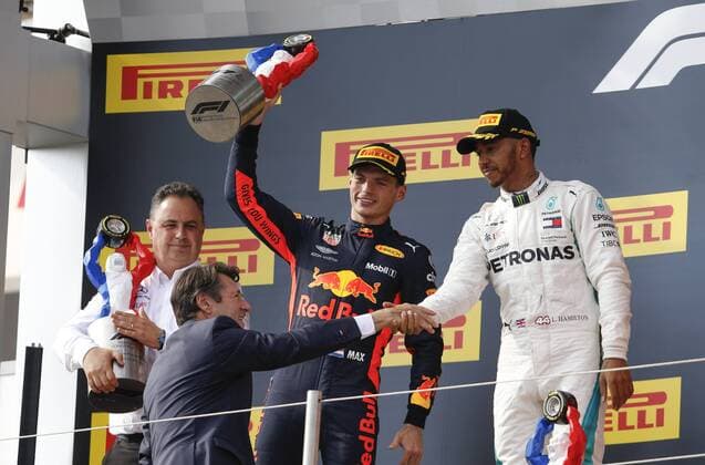 Motorsports: FIA Formula One World Championship WM Weltmeisterschaft 2018, Grand Prix of France, Ron Meadows, 33 Max Verstappen (NLD, Aston Martin Red Bull Racing), 44 Lewis Hamilton (GBR, Mercedes AMG Petronas Motorsport), Le Castellet France