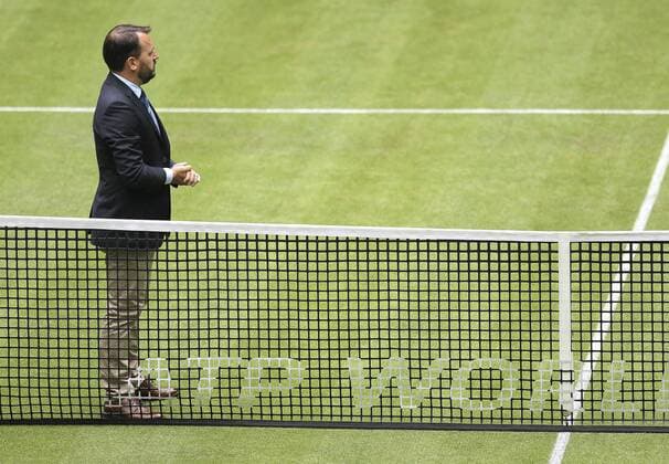 Foto : der Linienrichter Tennis-Turnier Gerry Weber Open im westfälischen Halle am Di. 19.06.2018