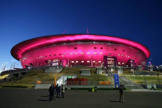 1 Jahr bis WM 2022: Historie, Stadien und Architektur Nigeria v Argentina 2018 FIFA World Cup WM Weltmeisterschaft Fussball General view of the stadium with the lights display changing colours after the 2018 FIFA World Cup match at St Petersburg Stadium, St Petersburg Content Not Available For UK Newspapers Copyright: xPaulxChestertonx FIL-11961-0118