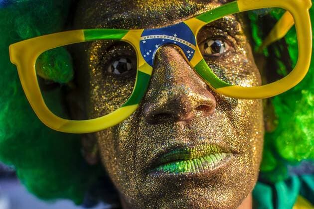 Bilder des Tages - SPORT WM 2018, Brasilien Fan in Sao Paulo June 27, 2018 - SoÂ£O Paulo, SoÂ£o Paulo, Brazil - SAO PAULO SP, SP 27 06 2018 BRAZIL - WORLD CUP - FANS: Ana Luiza dos Anjos Garcez is a fanatical fan of the SeleoÂßoÂ£o and a stamped figure that calls attention to games, protests and other televised events in SoÂ£o Paulo. An iconic figure, it is known as Animal and circulated characterized by the green and yellow colors of the Brazilian flag on Wednesday morning (27) on Avenida Paulista in SoÂ£o Paulo on the game day of Brazil. BRAZIL - WORLD CUP - FANS - ZUMAf126 84056842st Copyright: xCrisxFagax