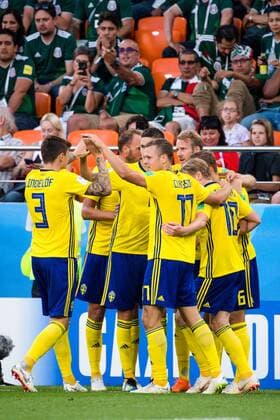 180627 Players of Sweden celebrates after the 0-1 goal by Ludwig Augustinsson the FIFA World Cup WM Weltmeisterschaft Fussball group stage match between Mexico and Sweden on June 27, 2018 in Ekaterinburg. Photo: Petter Arvidson BILDBYRAN kod PA 87737 Copyright: PETTERxARVIDSON BB180627PA093