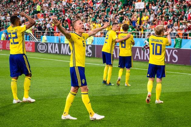 180627 Ludwig Augustinsson of Sweden celebrates after the FIFA World Cup WM Weltmeisterschaft Fussball group stage match between Mexico and Sweden on June 27, 2018 in Ekaterinburg. Photo: Petter Arvidson BILDBYRN kod PA 87737 Copyright: PETTERxARVIDSON BB180627PA146