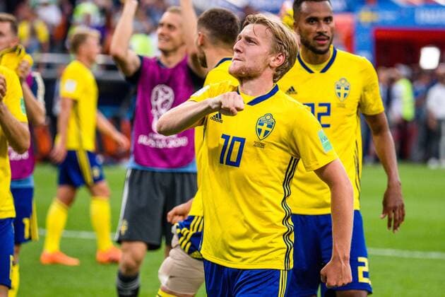 180627 Emil Forsberg of Sweden celebrates after the FIFA World Cup WM Weltmeisterschaft Fussball group stage match between Mexico and Sweden on June 27, 2018 in Ekaterinburg. Photo: Petter Arvidson BILDBYRN kod PA 87737 Copyright: PETTERxARVIDSON BB180627PA161