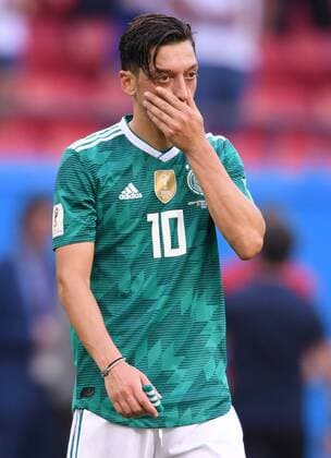 FUSSBALL WM 2018 Vorrunde Gruppe F ------- Suedkorea - Deutschland 27.06.2018 Mesut Oezil (Deutschland) ist nach dem Abpfiff enttaeuscht