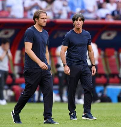 FUSSBALL WM 2018 Vorrunde Gruppe F 27.06.2018 Suedkorea 2-0 Deutschland Enttaeuschung Deutschland; Trainer Joachim Loew (re) und Co Trainer Thomas Schneider