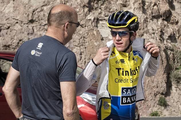 (ARKIV) Team Tinkoff-Saxo lufter deres nye trikot paa Gran Canaria. Bjarne Riis og Chris Anker Soerensen den 14. januar 2014. Livet som aktiv cykelrytter lakker mod enden for Chris Anker Soerensen, som stopper karrieren efter denne saeson. DM er et af de sidste store loeb. Det skriver Ritzau, fredag den 29. juni 2018.. , Puerto Rico Denmark  Copyright: JENSxNOERGAARDxLARSEN JensxNoergaardxLarsenx COP108 spdk20180629-072512-A