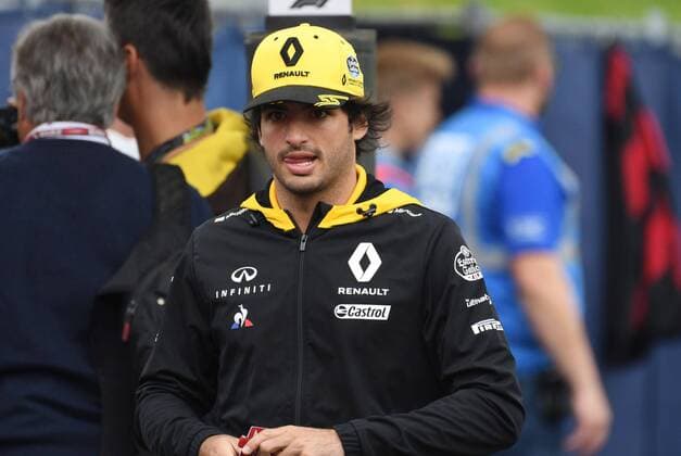 Carlos Sainz (Renault F1 Team) kommt morgens ins Fahrerlager, Formel 1 Grosser Preis von Oesterreich, Red Bull Ring, 29.06.2018, Formel 1 Grosser Preis von Oesterreich, Red Bull Ring, 29.06.2018 Spielberg Copyright: xEIBNER Florian_Schustx EP_SCHUST