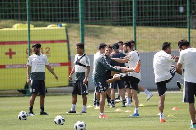 WM 2018, Training Nationalteam Mexiko June 29, 2018 - EUM20180629DEP15.JPG.MOSCÃö, Rusia, SoccerFutbol-Mundial-Mexico.- Entrenamiento de la Seleccion Mexicana, este 29 de junio de 2018, de cara al partido de este lunes ante su similar de Brasil; encuentro correspondiente a los octavos de final del Mundial de Rusia. Foto: Agencia EL UNIVERSALLuis CortesMAR. Latin News: June 29, 2018  - ZUMAu78_ 20180629_zaf_u78_008 Copyright: xElxUniversalx