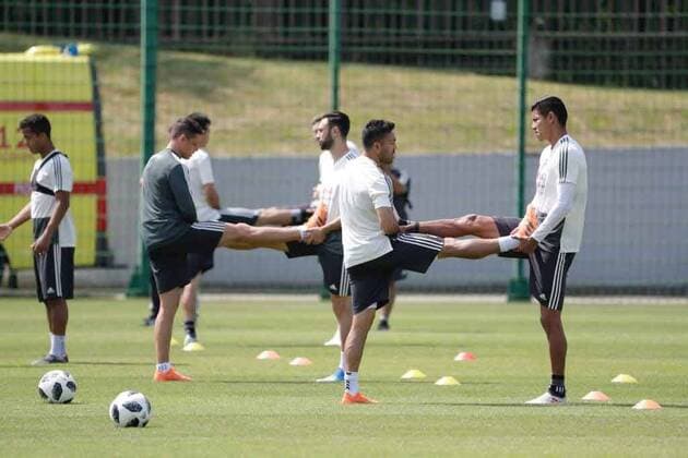WM 2018, Training Nationalteam Mexiko June 29, 2018 - EUM20180629DEP14.JPG.MOSCÃö, Rusia, SoccerFutbol-Mundial-Mexico.- Entrenamiento de la Seleccion Mexicana, este 29 de junio de 2018, de cara al partido de este lunes ante su similar de Brasil; encuentro correspondiente a los octavos de final del Mundial de Rusia. Foto: Agencia EL UNIVERSALLuis CortesMAR. Latin News: June 29, 2018  - ZUMAu78_ 20180629_zaf_u78_009 Copyright: xElxUniversalx