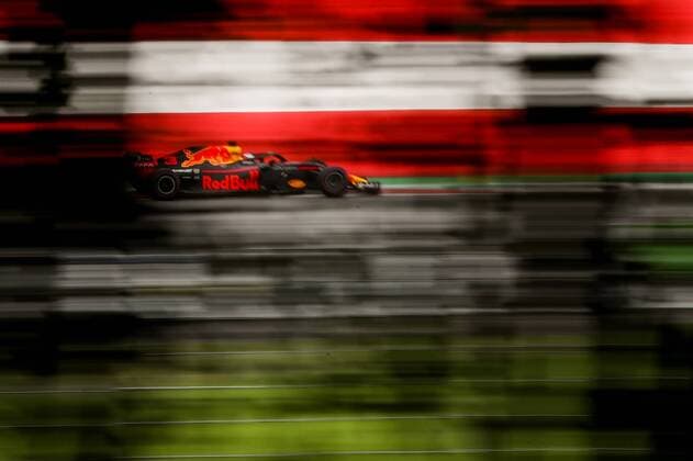 FORMULA 1 - GP of Austria 2018 SPIELBERG,AUSTRIA,30.JUN.18 - MOTORSPORTS, FORMULA 1 - Grand Prix of Austria, Red Bull Ring, qualifying. Image shows Daniel Ricciardo (AUS Red Bull Racing). GEPAxpictures xChristianxWalgram