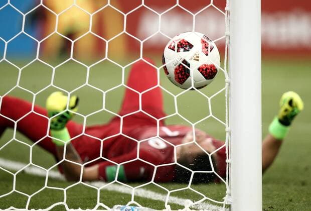 Sport-Bilder des Tages WM 2018, Uruguay - Portugal SOCHI, RUSSIA â€“ JUNE 30, 2018: Uruguay s goalkeeper Fernando Muslera concedes a goal in their 2018 FIFA World Cup WM Weltmeisterschaft Fussball Round of 16 match against Portugal at Fisht Stadium. Valery Sharifulin TASS  TS087461
