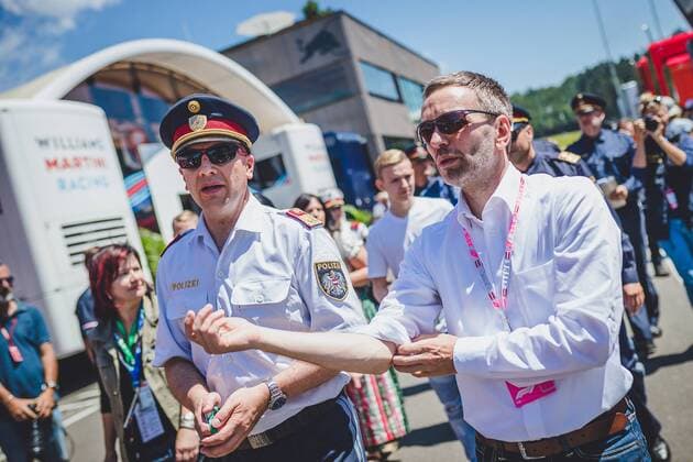 01.07.2018, Red Bull Ring, Spielberg, AUT, FIA, Formel 1, Grosser Preis von Oesterreich, Rennen, im Bild Innenminister Herbert Kickl (FPOe) Innenminister Herbert Kickl (FPOe) during race of the Austrian FIA Formula One Grand Prix at the Red Bull Ring in Spielberg, Spielberg