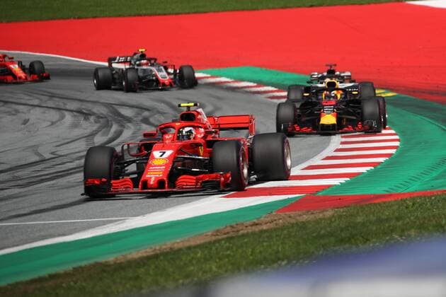FORMULA 1 - GP of Austria 2018 SPIELBERG,AUSTRIA,01.JUL.18 - MOTORSPORTS - Grand Prix of Austria, Red Bull Ring. Image shows Kimi Raikkoenen (FIN Ferrari) and Daniel Ricciardo (AUS Aston Martin Red Bull Racing). GEPAxpictures xDanielxGoetzhaber