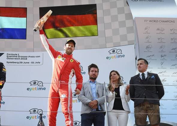 Sebastian Vettel (Scuderia Ferrari) jubelt auf dem Podium, Formel 1 Grosser Preis von Oesterreich, Red Bull Ring, 01.07.2018.2018, Formel 1 Grosser Preis von Oesterreich, Red Bull Ring, 01.07.2018 Spielberg Copyright: xEIBNER Florian_Schustx EP_SCHUST