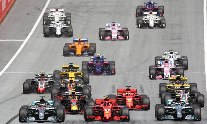 FORMULA 1 - GP of Austria 2018 SPIELBERG,AUSTRIA,01.JUL.18 - MOTORSPORTS - Grand Prix of Austria, Red Bull Ring. Image shows Lewis Hamilton (GBR Mercedes), Max Verstappen (NED Red Bull Racing), Daniel Ricciardo (AUS Red Bull Racing), Kimi Raikkoenen (FIN Ferrari) Sebastian Vettel (GER Ferrari) and Valtteri Bottas (FIN Mercedes). GEPAxpictures xAndreasxPranter