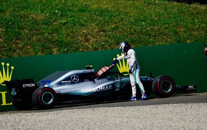 Sport - Bilder des Tages Ausfall, Valtteri Bottas; Mercedes Grand Prix, formula 1 GP, Austria in Spielberg, 01.07.2018 Photo:mspb Jerry Andre Ausfall, Valtteri Bottas; Formel 1 GP, Austria 2018