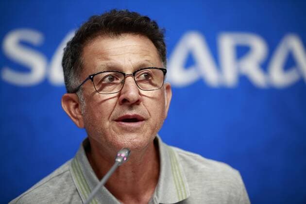 Mexico s head coach, Colombian Juan Carlos Osorio, takes part in a press conference PK Pressekonferenz at the Samara Arena, in Moscow, Russia, 01 July 2018. Mexico will face Brazil tomorrow in the FIFA World Cup WM Weltmeisterschaft Fussball Russia 2018 round of 16. Press conference of Mexico s national soccer team in Samara !ACHTUNG: NUR REDAKTIONELLE NUTZUNG!  Copyright: xJosexMendezx SAM50 20180701-636660713445033027