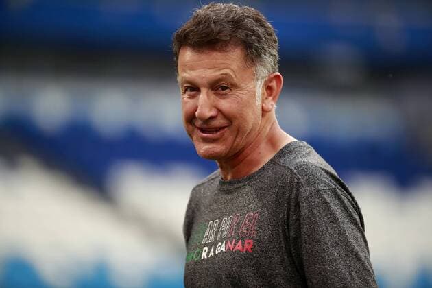 Mexico s head coach, Colombian Juan Carlos Osorio, during a training session at the Samara Arena, in Moscow, Russia, 01 July 2018. Mexico will face Brazil tomorrow in the FIFA World Cup WM Weltmeisterschaft Fussball Russia 2018 round of 16. Training session of Mexico s national soccer team in Samara !ACHTUNG: NUR REDAKTIONELLE NUTZUNG!  Copyright: xJosexMendezx SAM82 20180701-636660750471496716