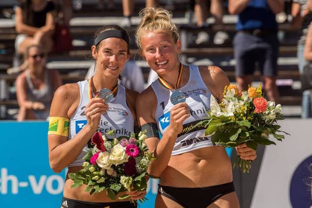 Die Techniker Beach Tour Nuernberg, 01.07.2018 Kira Walkenhorst, Leonie Koertzinger (Hamburger SV); Die Techniker Beach Tour Nuernberg am 01.07.2018, Nuernberg.