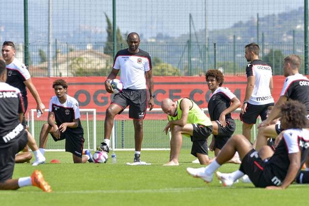 Patrick Vieira (entraineur de l OGC Nice) et le groupe FOOTBALL : OGC Nice reprise de l entrainement - Nice - 02 07 2018 NorbertScanella Panoramic 