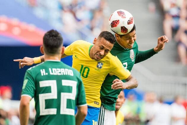 180702 Neymar of Brazil and Hugo Ayala of Mexico during the FIFA World Cup WM Weltmeisterschaft Fussball round of 16 match between Brazil and Mexico on July 2, 2018 in Samara. Photo: Petter Arvidson BILDBYRAN kod PA 92081 Copyright: PETTERxARVIDSON BB180702PA048