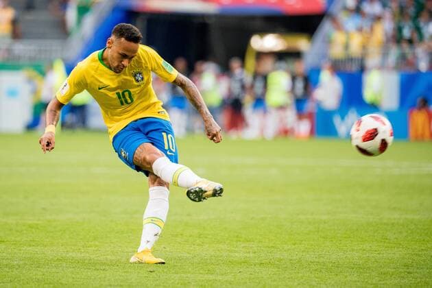 180702 Neymar of Brazil during the FIFA World Cup WM Weltmeisterschaft Fussball round of 16 match between Brazil and Mexico on July 2, 2018 in Samara. Photo: Petter Arvidson BILDBYRAN kod PA 92081 Copyright: PETTERxARVIDSON BB180702PA107