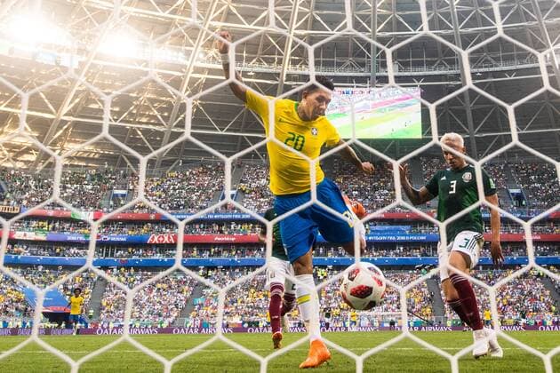 180702 Roberto Firmino of Brazil scores 2-0 during the FIFA World Cup WM Weltmeisterschaft Fussball round of 16 match between Brazil and Mexico on July 2, 2018 in Samara. Photo: Petter Arvidson BILDBYRN kod PA AI180702_53f Copyright: PETTERxARVIDSON BB180702PA151