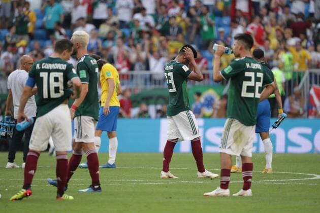 July 2, 2018 - EUM20180702DEP40.JPG .SAMARA, Rusia. SoccerFutbol-Mundial.- Reacciones de los jugadores mexicanos luego de terminar 2-1 en el partido frente a Brasil en octavos de final, que significa la eliminacion de la Seleccion Mexicana del Mundial, este 2 de julio de 2018. Foto: Agencia EL UNIVERSALLuis CortesEELG Latin News: July 2, 2018 Copyright: xElxUniversalx