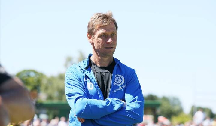 Neustadt Vogtland, 01.07.2018, Bezelbergstadion, Fußball, Testspiel , VfB Auerbach vs. FC Erzgebirge Aue 0:2 (0:1) , Im Bild; Trainer Sven Köhler Koehler, VfB Auerbach. , *** Neustadt Vogtland 01 07 2018 Bezelbergstadion Football Test match VfB Auerbach vs FC Erzgebirge Aue 0 2 0 1 Bild Coach Sven Köhler Koehler VfB Auerbach
