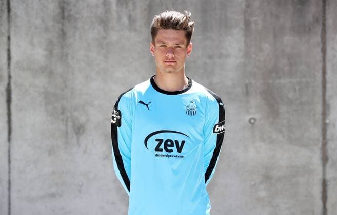 Fussball 3.Liga Zwickau, 02.07.2018, Fussball, 3.Liga, FSV Zwickau , Porträttermin 2018 2019 , Im Bild: Torhüter Max Sprang ; FSV Zwickau ,