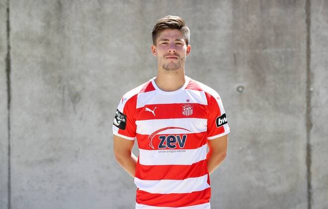 Fussball 3.Liga Zwickau, 02.07.2018, Fussball, 3.Liga, FSV Zwickau , Porträttermin 2018 2019 , Im Bild: Julian Hodek ; FSV Zwickau ,